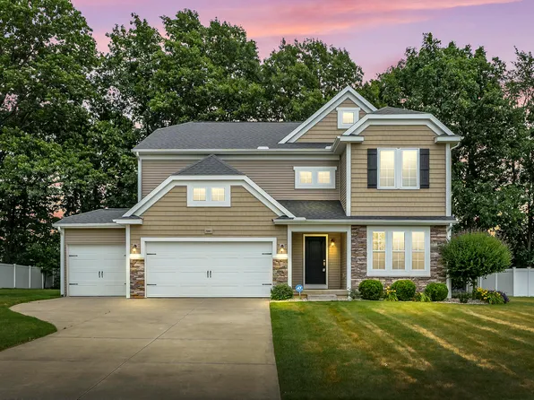 7091 Annandale Dr, Kalamazoo, MI 49009