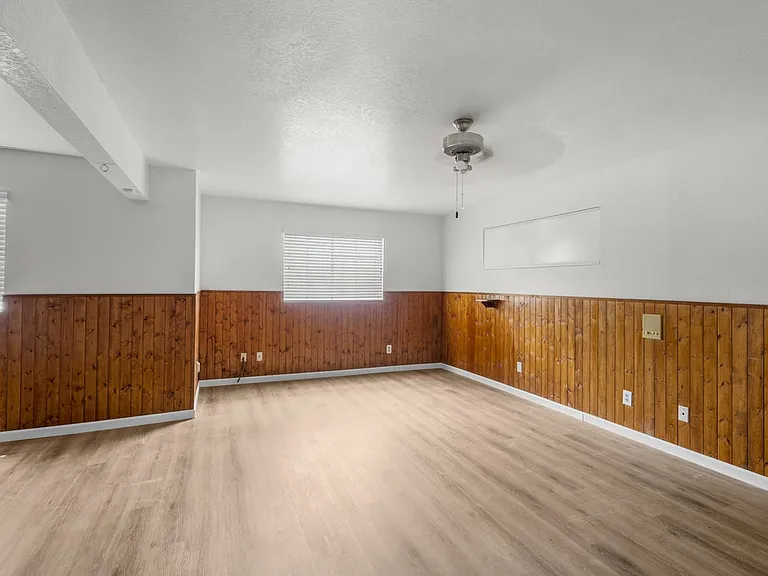 1143 N Ironwood Ct #N — Photo 18