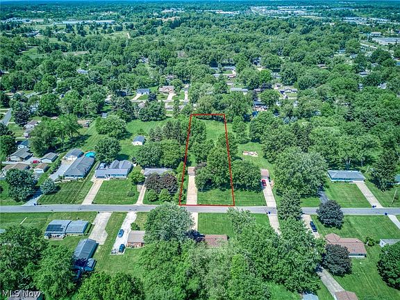 5th image of 3937 McTaggart Blvd