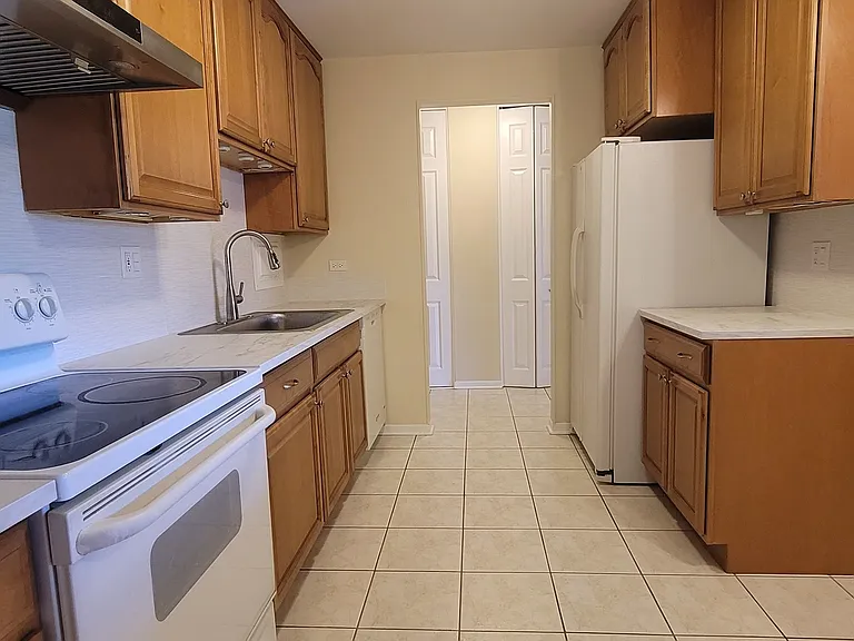 1515 E Central Rd #318C — Photo 4
