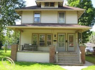 297 Euclid Ave, Mount Clemens, MI 48043