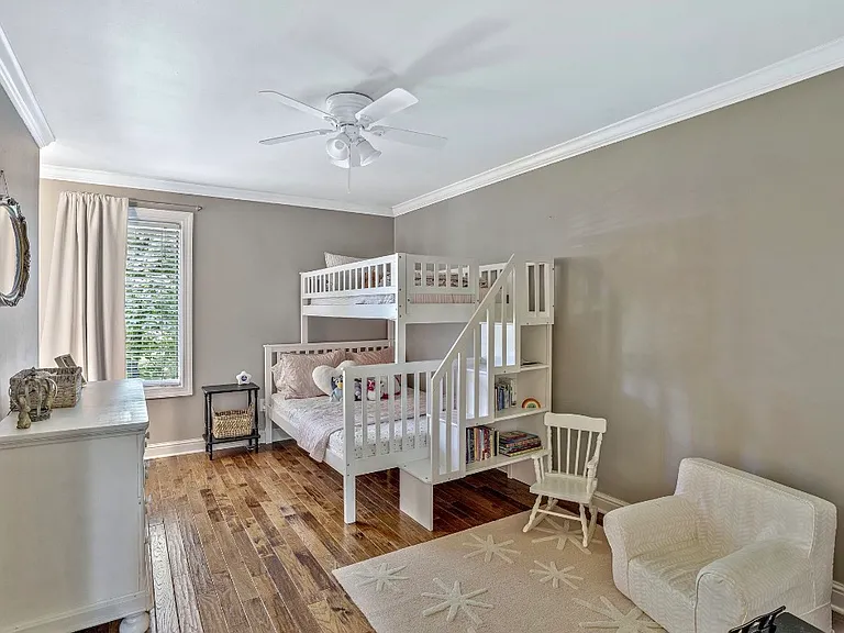 7030 Willowick Dr — Photo 8