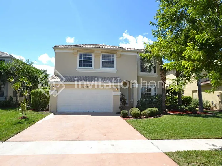 2515 Glendale Dr — Photo 1