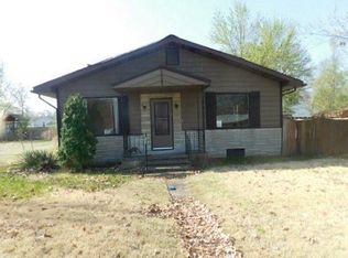 338 Pershing Ave, Wood River, IL