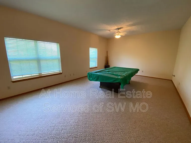 3551 E Woodside St — Photo 3