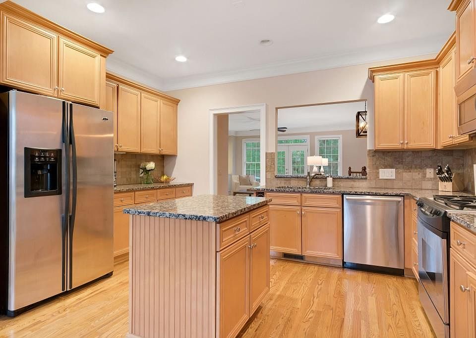 229 Chemin De Vie NE, Sandy Springs, GA 30342 Zillow