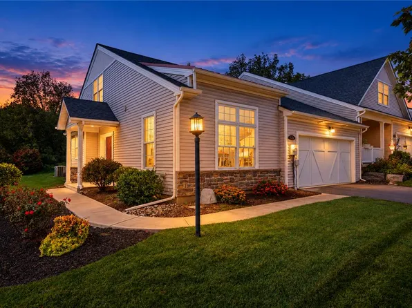 5535 Bayberry Ln, Whitehall, PA 18052