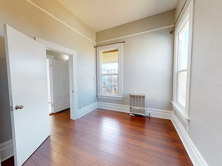 1817 Linden St #1817 — Photo 13
