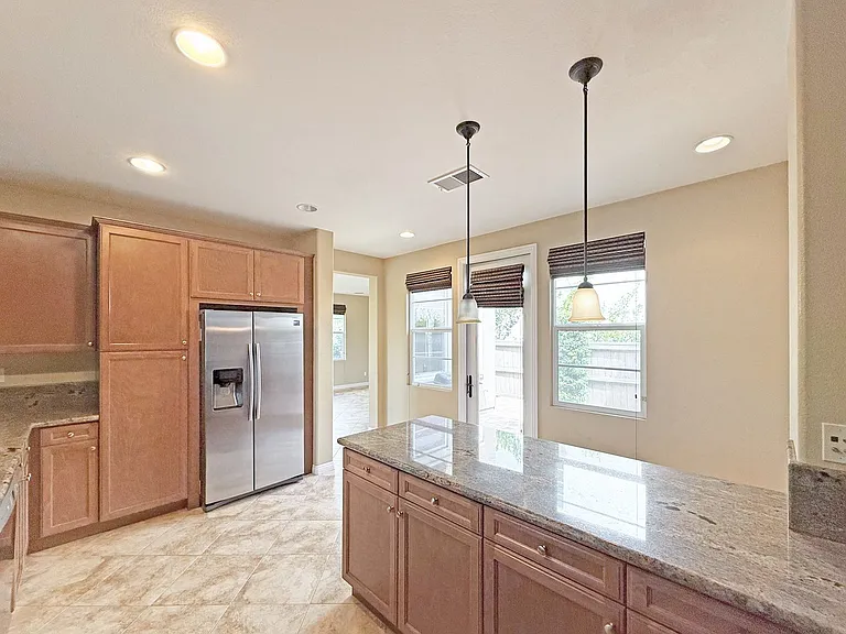 8404 Katherine Claire Ln — Photo 7