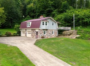 2250 Indian Camp Run Rd, New Concord, OH 43762