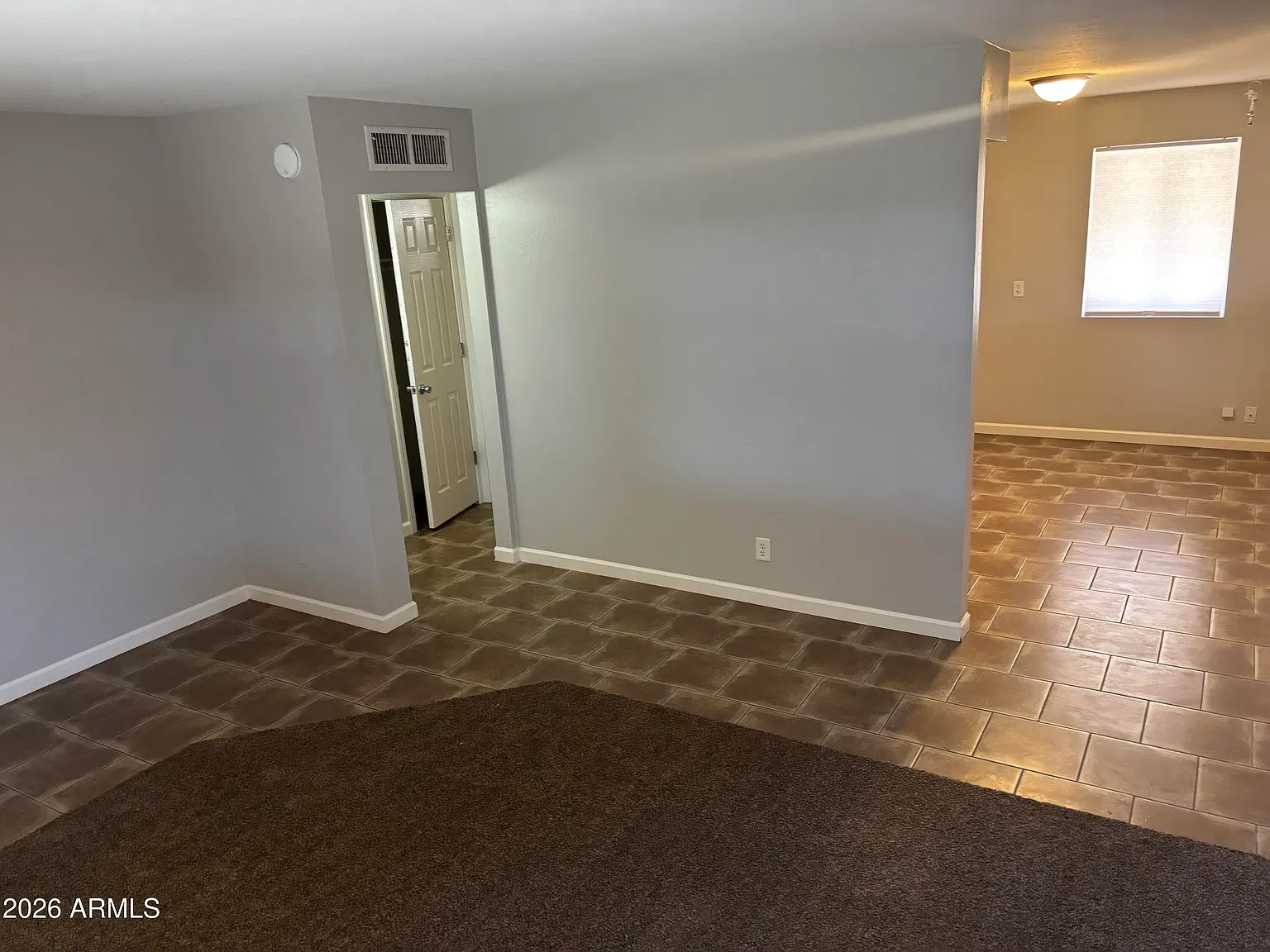 2 bed, 1.0 bath, 980 sqft, $1,300 — Photo 3
