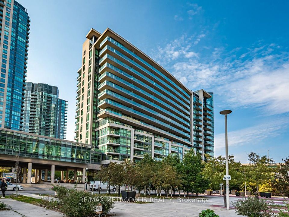 1st image of 209 Fort York Blvd Unit 678
