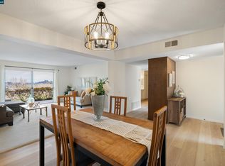 1348 Rockledge Ln APT 4, Walnut Creek, CA 94595