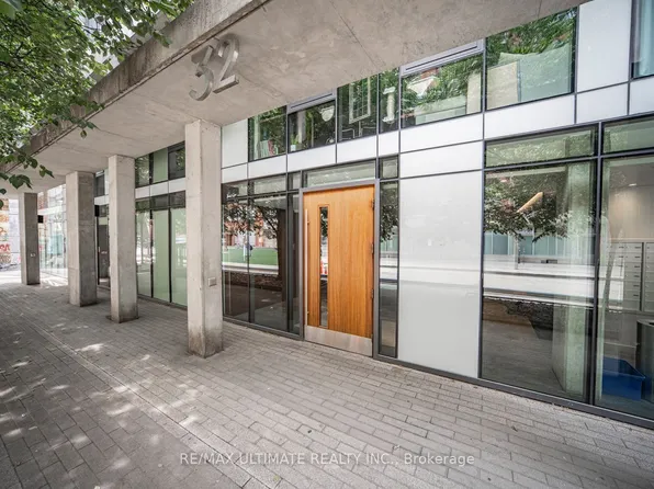 32 Camden St, Toronto, ON
