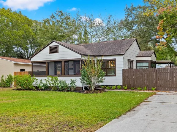 6031 Hobson St NE, Saint Petersburg, FL 33703