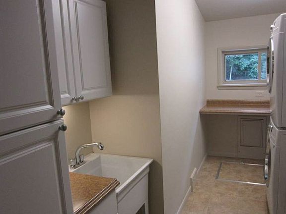 5th image of 546 Kimball Ave