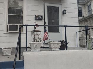 145 1/2 E Maple Ave, Langhorne, PA 19047