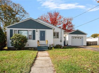 10 Ray St, Johnston, RI 02919