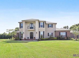 5167 Thompson Cove Rd, Saint Francisville, LA 70775