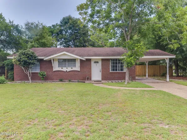 2610 Demaret Dr, Gulfport, MS 39507