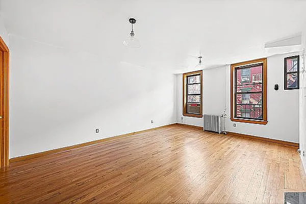 Rented by Oxford Property Group | media 8