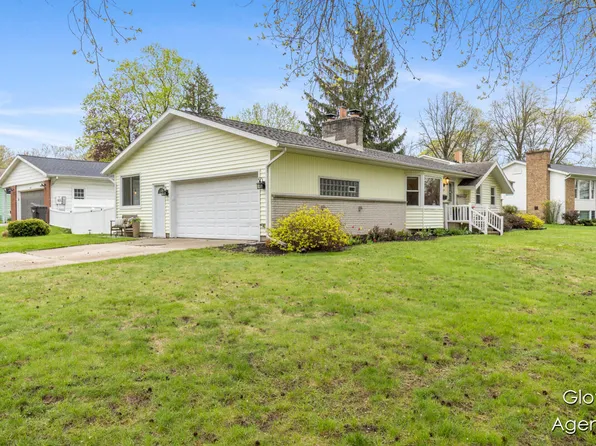 200 Edison Park Ave NW, Grand Rapids, MI 49504