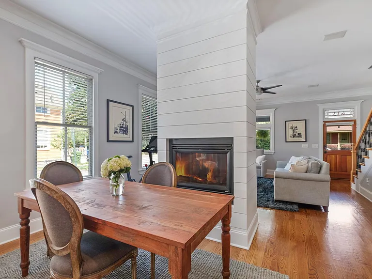 633 Gaskill St SE — Photo 11
