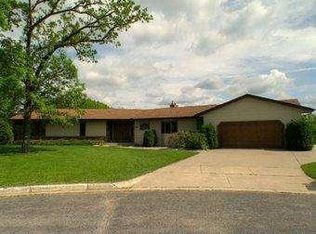 1020 Sunrise Ct, Onalaska, WI 54650