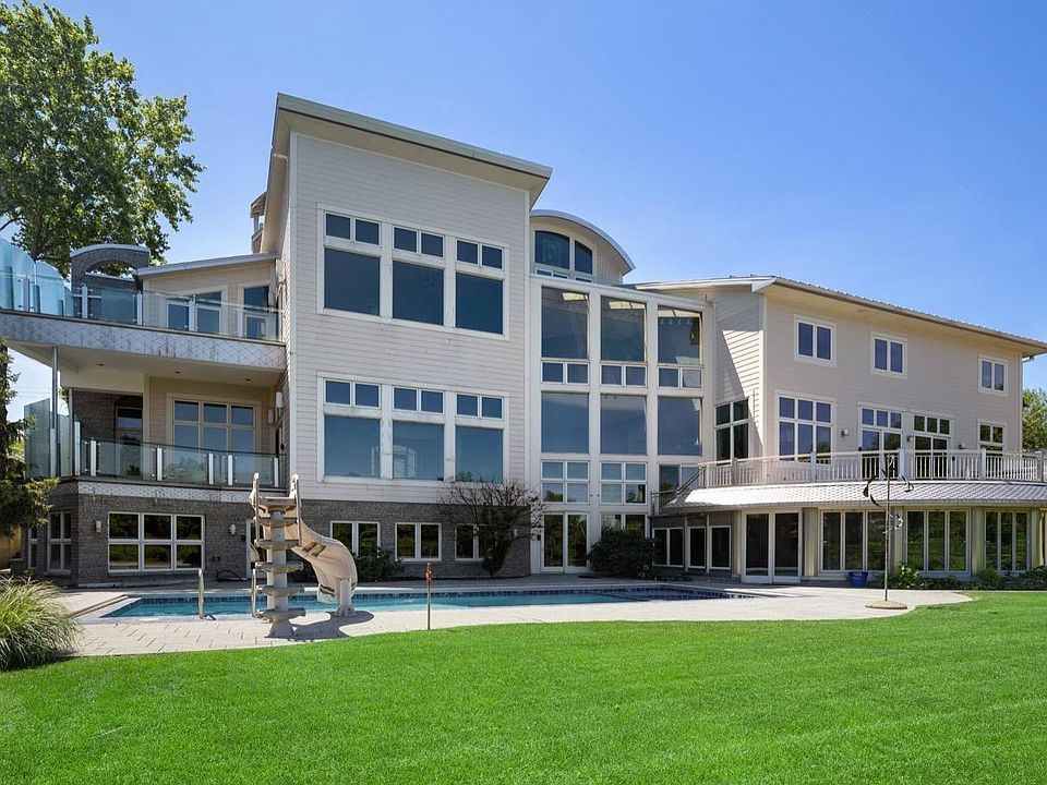 1114 Lake Shore Dr, Michigan City, IN 46360 MLS 513750 Zillow