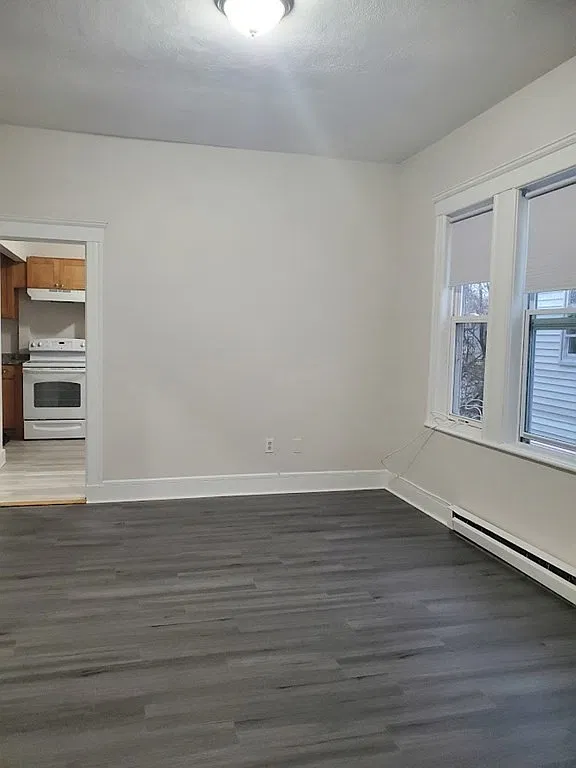 2 bed, 1.0 bath, 800 sqft, $2,450 — Photo 4