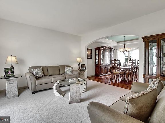 2nd image of 129 Livia Ln