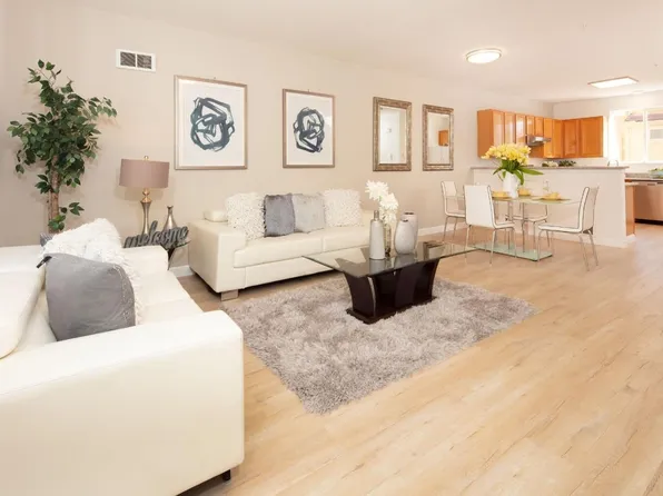 1690 Civic Center Dr, Santa Clara, CA 95050