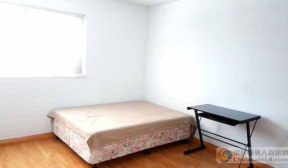 5th image of 13422 Francisquito Ave APT D