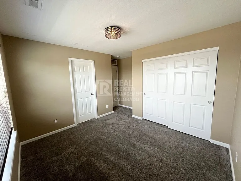 312 Cade St — Photo 6