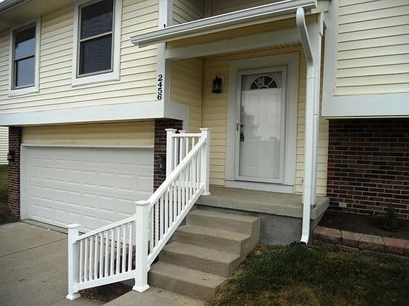 2nd image of 2456 Mississippi Dr