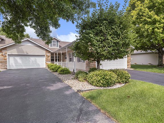 2nd image of 2175 Ramblewood Dr