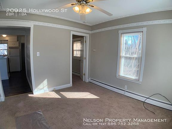 3rd image of 20925 Hollywood St