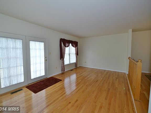 3rd image of 12415 Abbey Knoll Ct