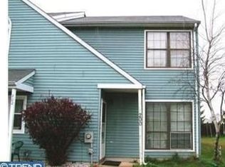 200 White Plains Ct, Newark, DE 19702