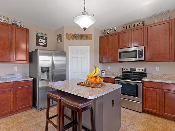 5th image of 3202 Grace Hill Dr