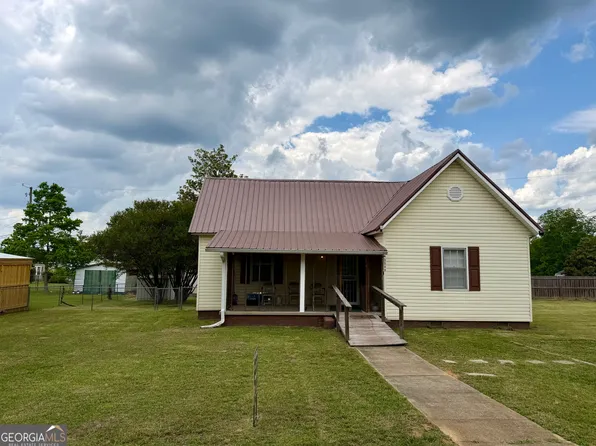3009 22nd Ave, Valley, AL 36854