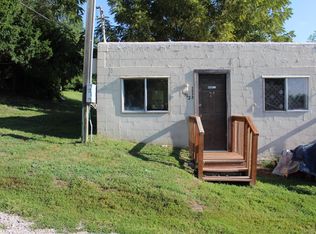 1912 S 4th St, Leavenworth, KS 66048