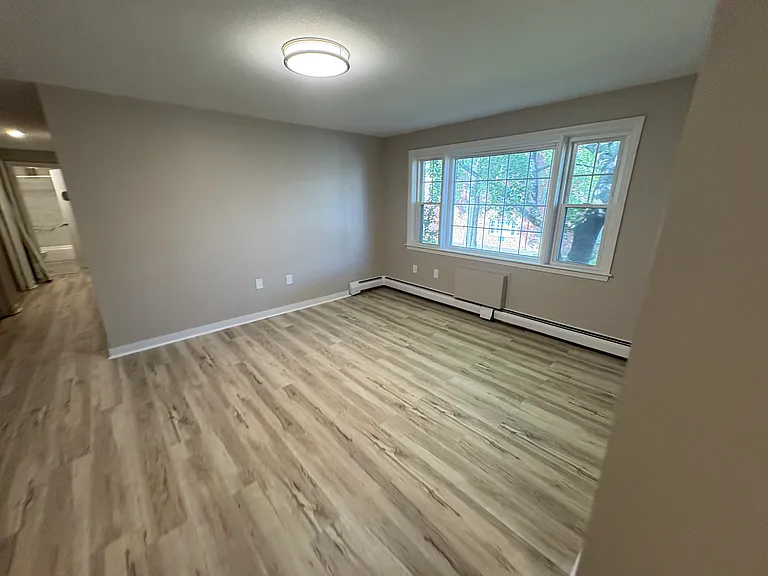 30A Hillside St #29 — Photo 8