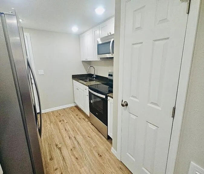 10404 Hershey Rd #A — Photo 8