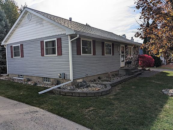 2nd image of 1219 Seymour St