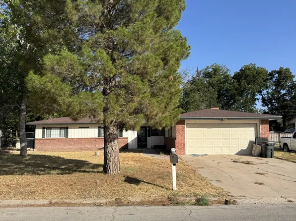 1508 S Country Club Cir, Carlsbad, NM 88220
