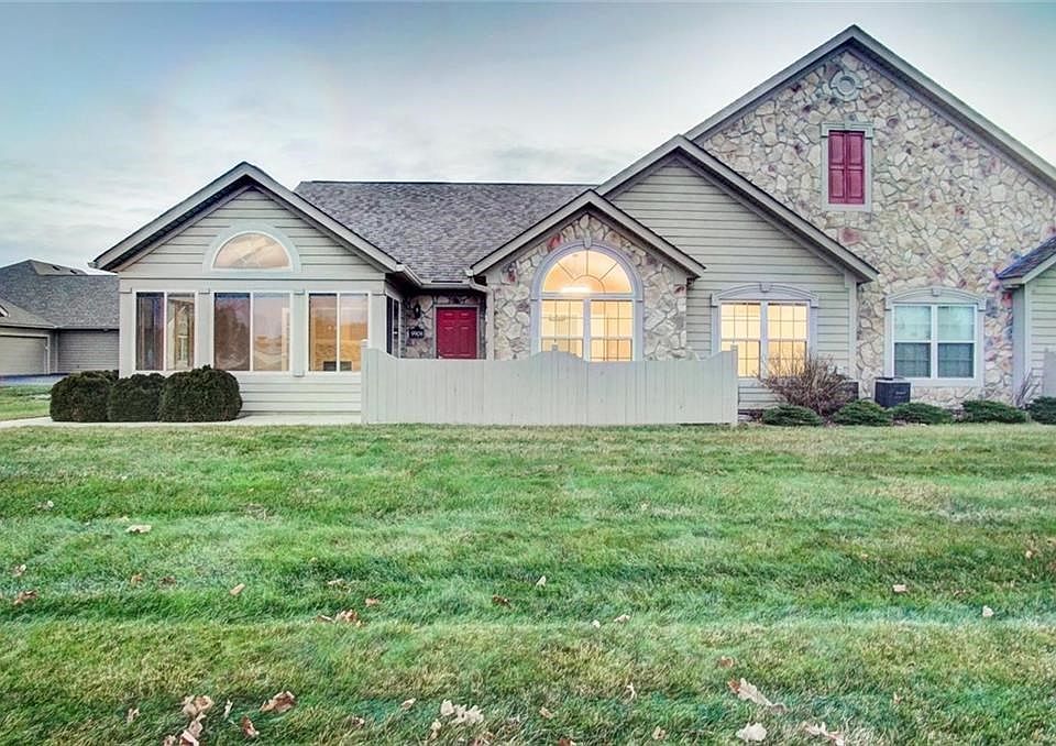 1st image of 9908 Connor Lake Cir