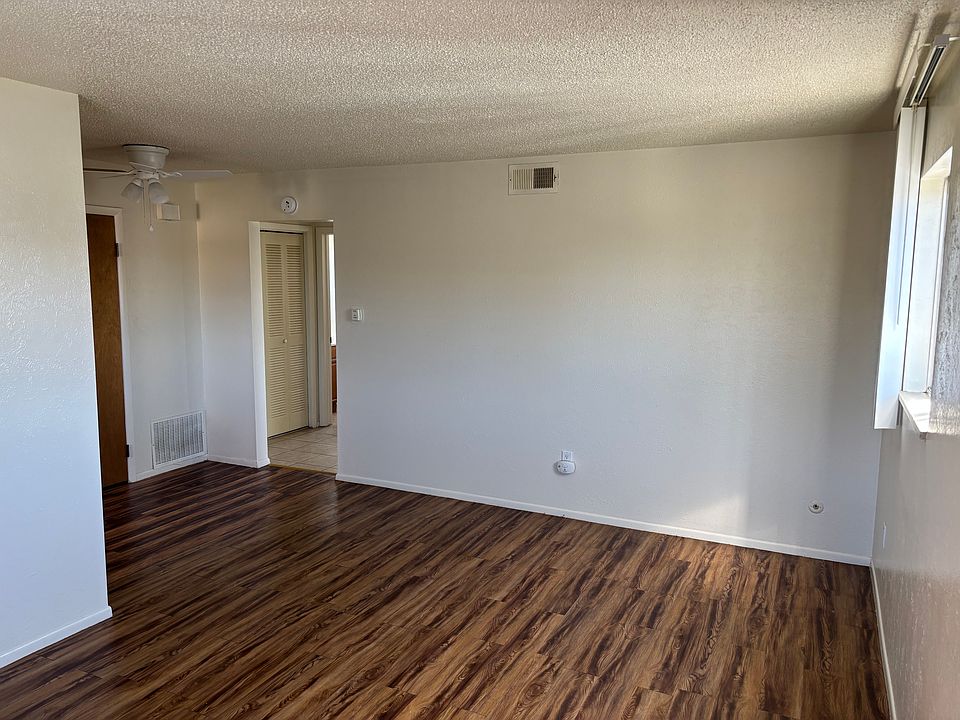 1st image of 1643 Moore Ave APT 12