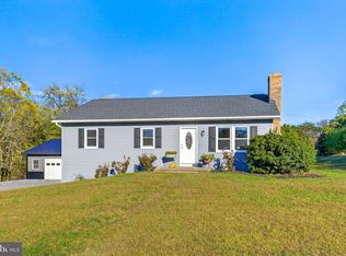 11 Valley Ranch Rd, Shermans Dale, PA 17090