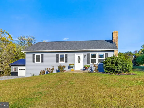 11 Valley Ranch Rd, Shermans Dale, PA 17090